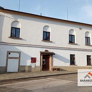 Prodej obchodu 971 m&sup2; Dvůr Králové nad Labem