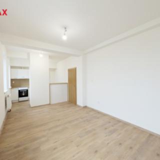 Pronájem bytu 2+kk 45 m² Havířov Město, Dlouhá třída