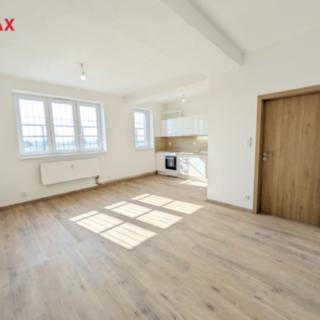 Pronájem bytu 3+kk 82 m² Havířov Město, Dlouhá třída