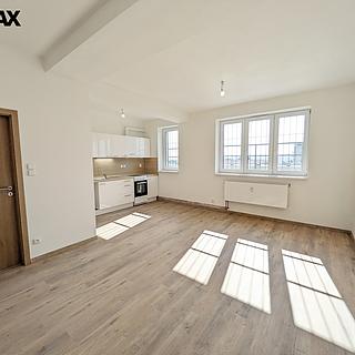 Pronájem bytu 3+kk 76 m² Havířov Město, Dlouhá třída