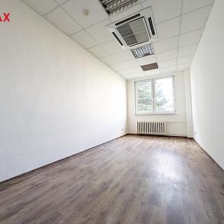 Pronájem kanceláře 36 m² Havířov Šumbark, Lidická
