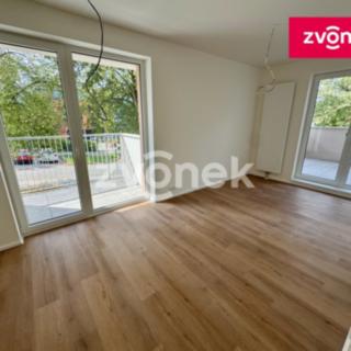 Pronájem kanceláře 72 m² Zlín