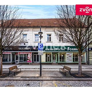 Prodej rodinného domu 700 m² Uherský Brod, Masarykovo nám.