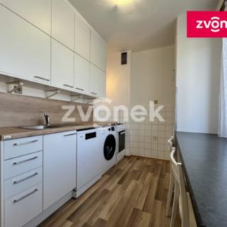 Pronájem bytu 3+1 64 m² Zlín, Štefánikova