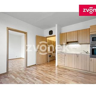 Pronájem bytu 1+1 34 m² Zlín, 2. května