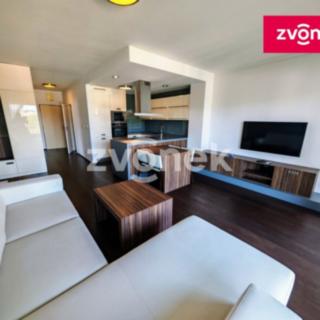 Pronájem bytu 3+kk 75 m² Zlín, Pod Křiby