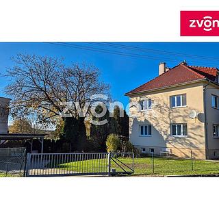 Pronájem rodinného domu 150 m² Zlín Kostelec, Lešenská