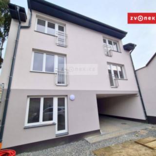 Pronájem bytu 1+kk a garsoniéry 28 m² Zlín Malenovice, Švermova