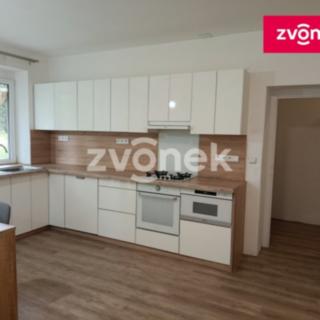 Pronájem bytu 3+kk 70 m² Zlín, Věžové domy