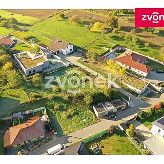 Prodej stavební parcely 1095 m² Rataje