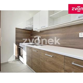 Pronájem bytu 1+1 38 m² Zlín Příluky, Zborovská