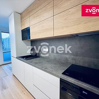 Pronájem bytu 3+1 96 m&sup2; Zlín