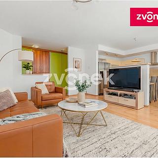 Prodej bytu 3+kk 94 m² Zlín, Voženílkova