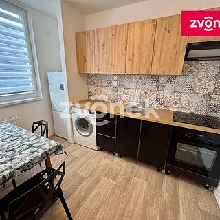 Pronájem bytu 2+1 45 m² Zlín