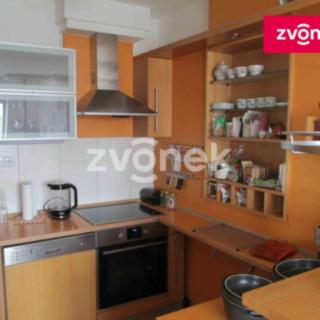 Prodej bytu 3+kk 76 m² Uherské Hradiště Mařatice, Sadová