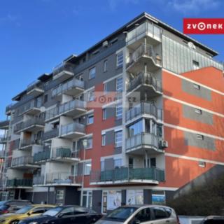 Pronájem bytu 1+kk a garsoniéry 46 m² Zlín, Voženílkova