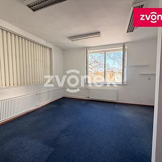 Pronájem kanceláře 50 m&sup2; Zlín