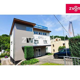 Pronájem kanceláře 90 m² Zlín