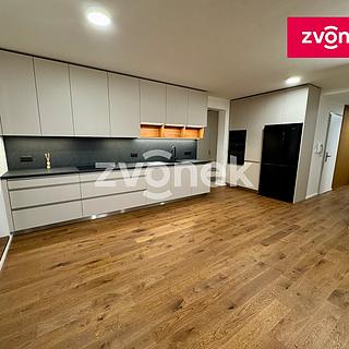 Pronájem bytu 3+kk 143 m² Zlín, Nad Stráněmi