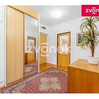 Prodej bytu 3+1 77 m&sup2; Lukov