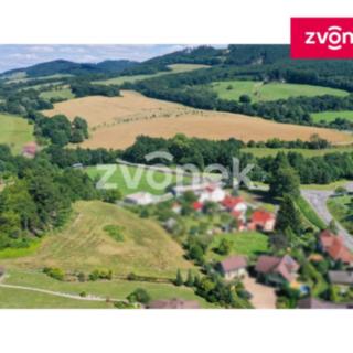 Prodej stavební parcely 6443 m² Březůvky