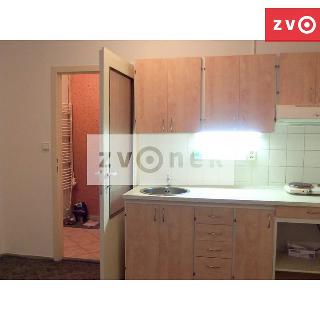 Pronájem bytu 1+kk, garsoniery 29 m² Zlín