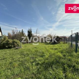 Prodej stavební parcely 987 m² Újezdec