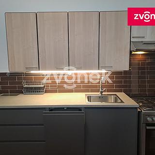 Pronájem bytu 3+1 72 m² Zlín, Severní Vršava
