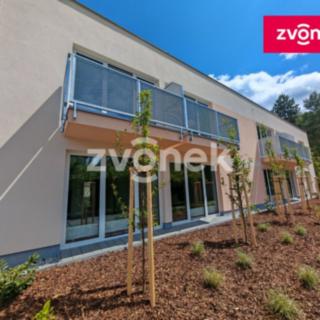 Pronájem bytu 2+kk 56 m² Otrokovice, Moravní