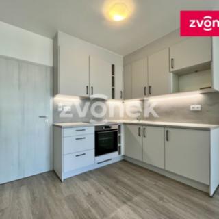 Pronájem bytu 1+kk a garsoniéry 33 m² Zlín, Nad Stráněmi