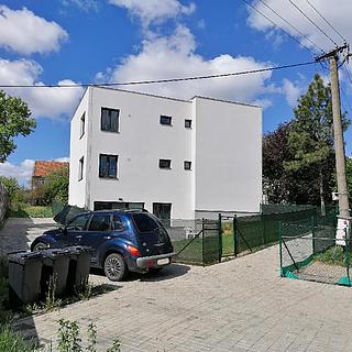 Prodej činžovního domu 303 m&sup2; Bílovice nad Svitavou