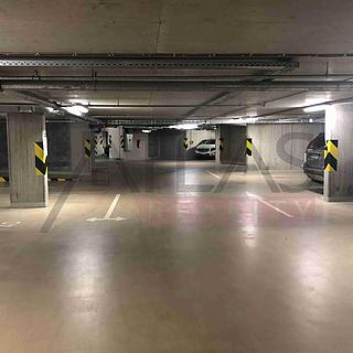 Pronájem parkovacího místa 16 m² Praha Nusle, Kloboučnická