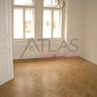 Pronájem kanceláře 100 m² Praha
