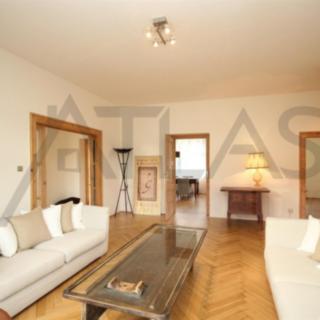 Pronájem bytu 4+1 120 m² Praha Vinohrady