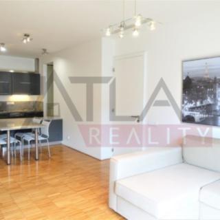 Pronájem bytu 2+kk 62 m² Praha