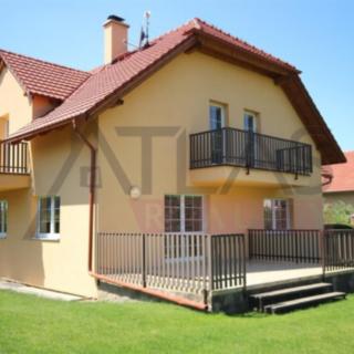 Pronájem rodinného domu 400 m² Průhonice, Pod Valem II.