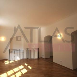 Pronájem bytu 4+1 184 m² Praha Malá Strana, Vlašská