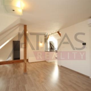 Pronájem bytu 3+kk 98 m² Praha