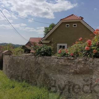 Prodej rodinného domu 70 m² Klučenice Voltýřov