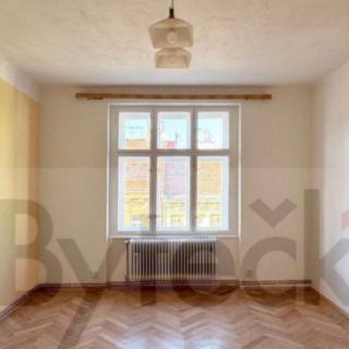 Pronájem bytu 3+kk 90 m² Praha