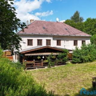 Prodej rodinného domu 340 m² Černá v Pošumaví