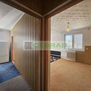Prodej bytu 2+1 74 m² Chrášťany