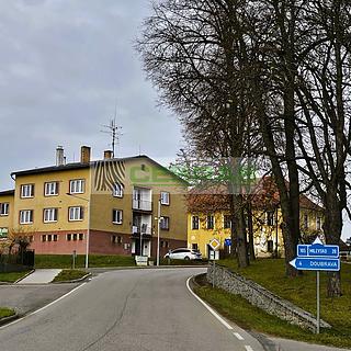 Prodej bytu 2+1 74 m² Chrášťany