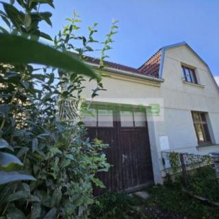 Prodej rodinného domu, 180m²