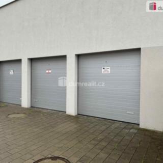 Pronájem garáže 15 m² Luhačovice, Masarykova