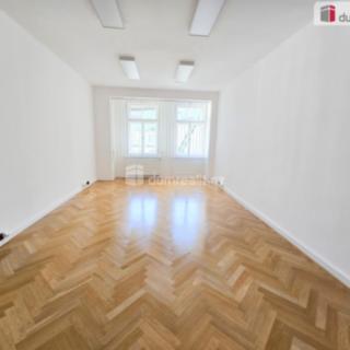 Pronájem kanceláře 28 m² Praha