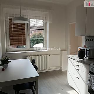 Pronájem bytu 2+1 44 m² Praha Liboc, Jenečská