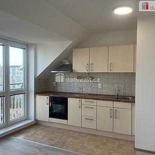 Pronájem bytu 2+kk 43 m² Praha