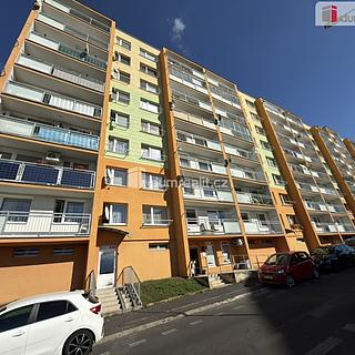 Pronájem bytu 2+kk 40 m² Most, Karla Marxe