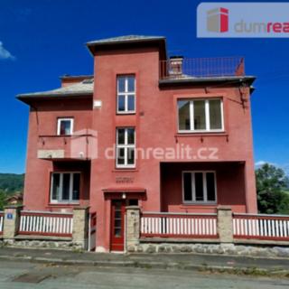 Pronájem bytu 1+1 47 m² Karlovy Vary Doubí, Lesní